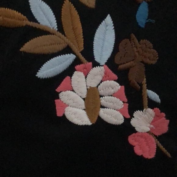 Embroidered Long Blazer - Picture 2 of 6